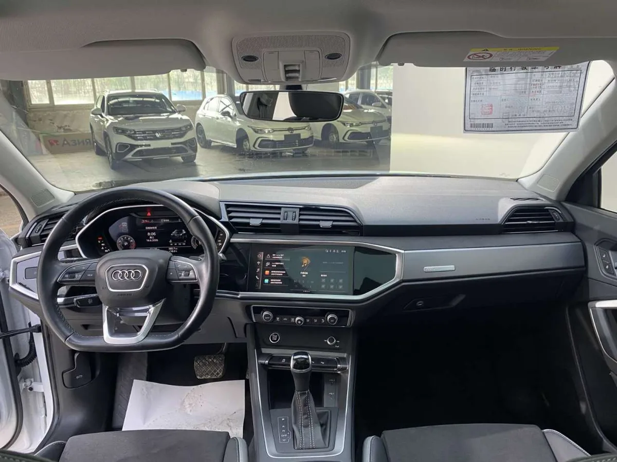 Audi Q3 2022 года, снимок 9