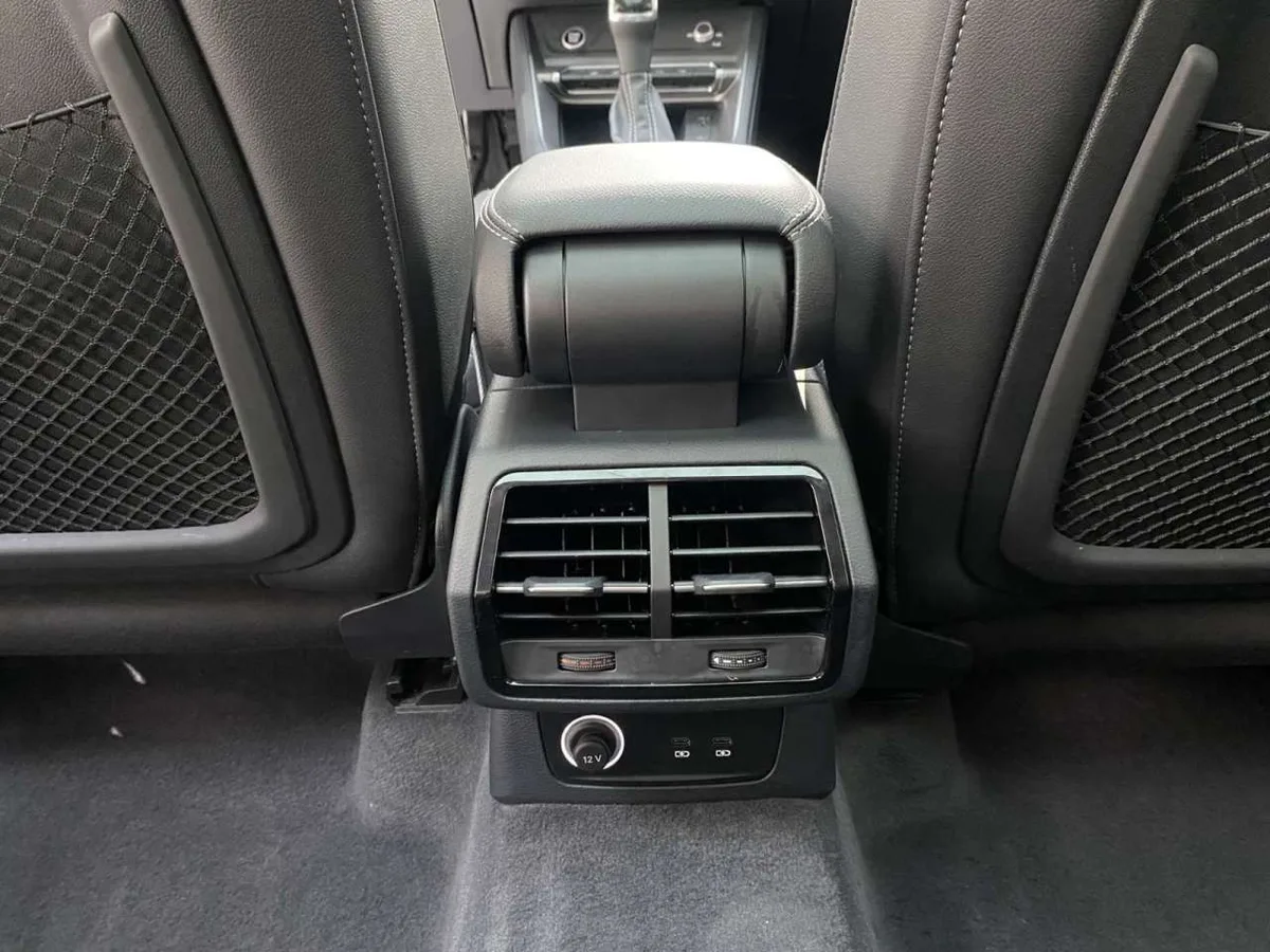 Audi Q3 2022 года, снимок 10