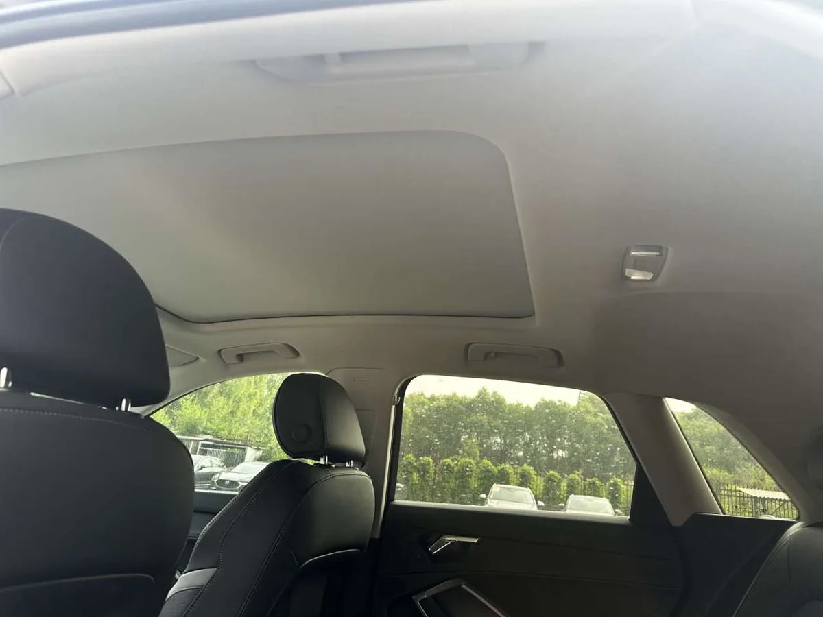 Audi Q3 2022 года, снимок 17