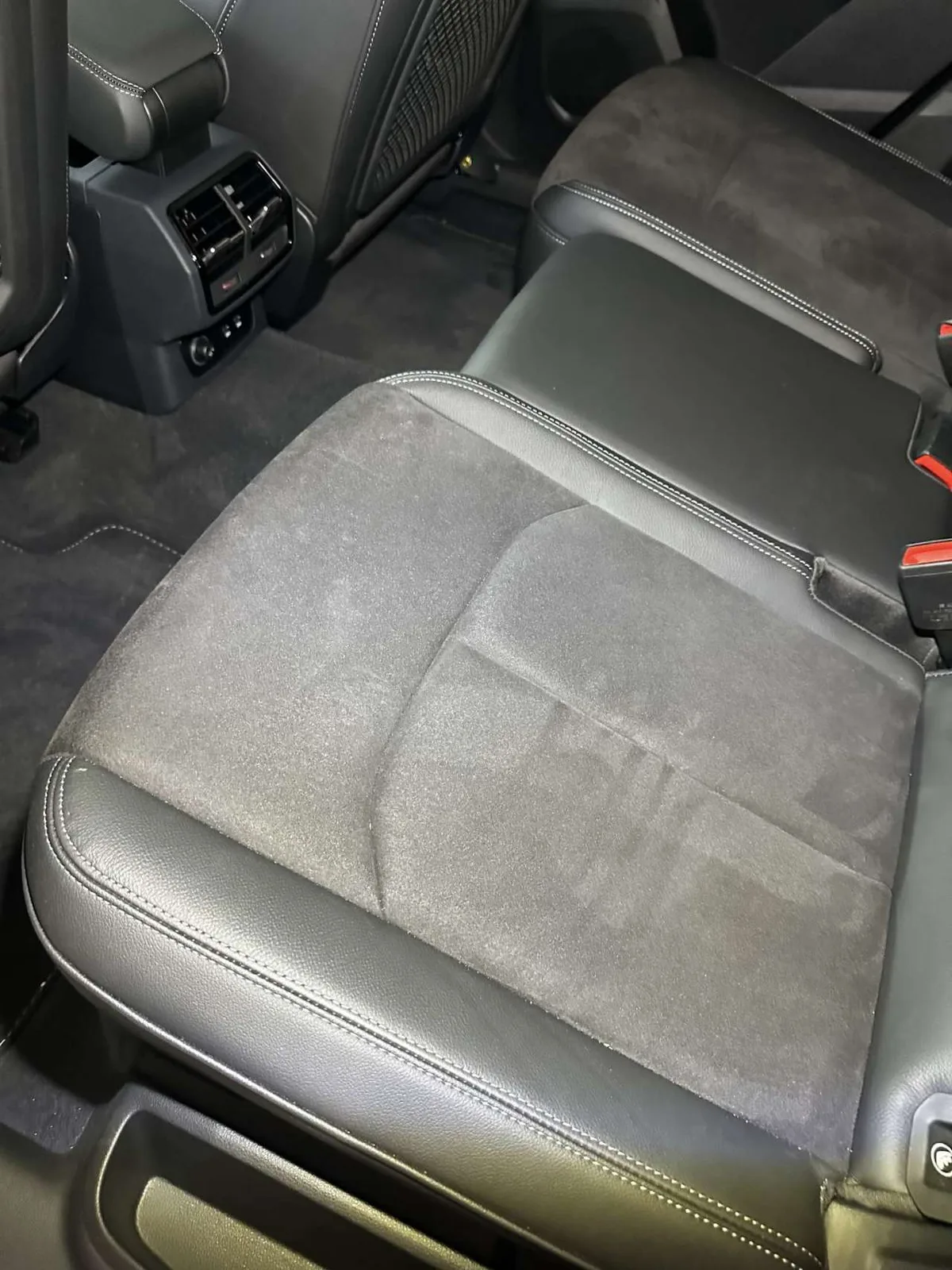 Audi Q3 2022 года, снимок 36