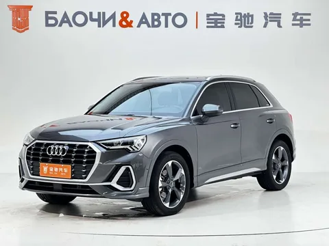 Audi Q3 2022 года