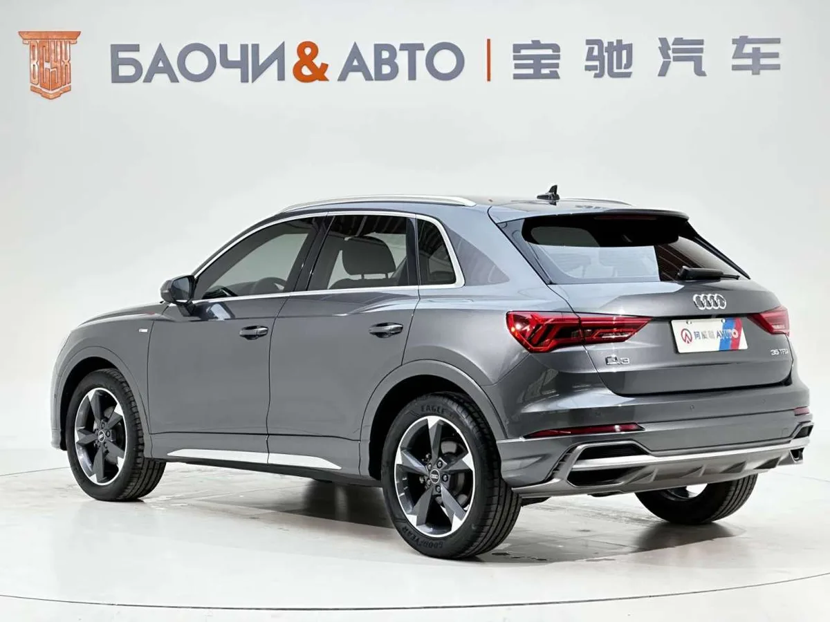 Audi Q3 2022 года, снимок 2