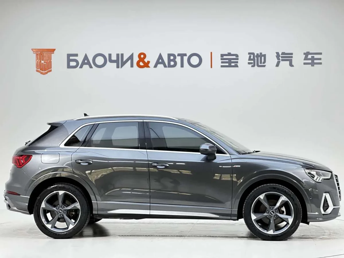 Audi Q3 2022 года, снимок 4