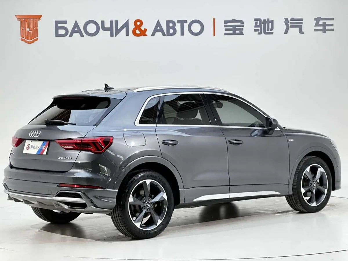 Audi Q3 2022 года, снимок 7