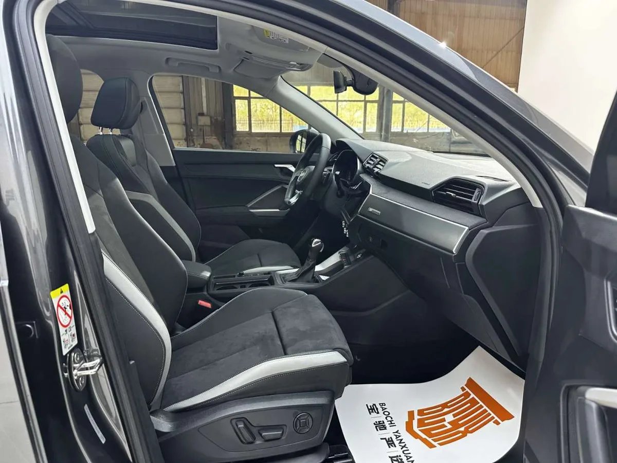 Audi Q3 2022 года, снимок 8
