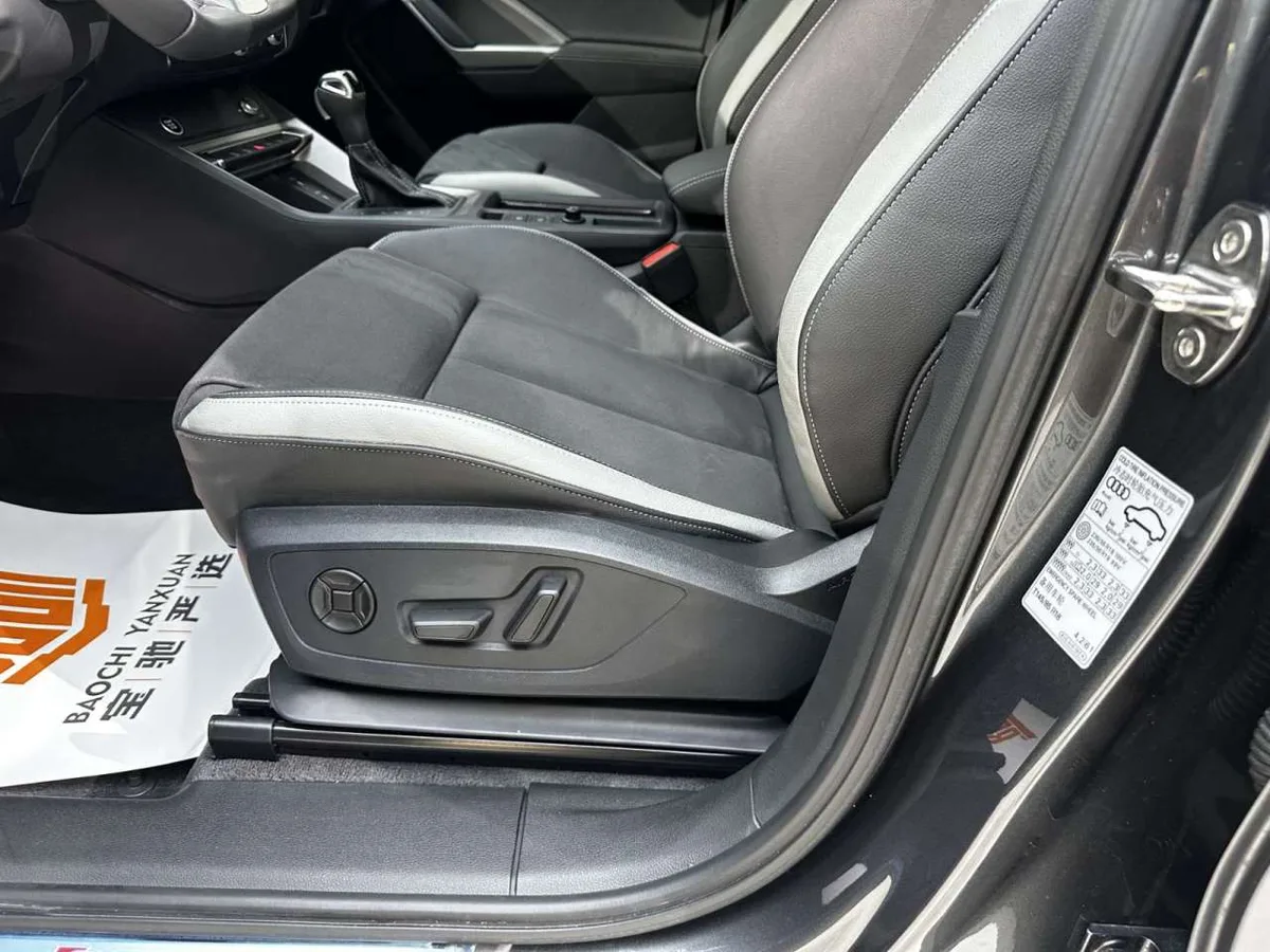 Audi Q3 2022 года, снимок 12