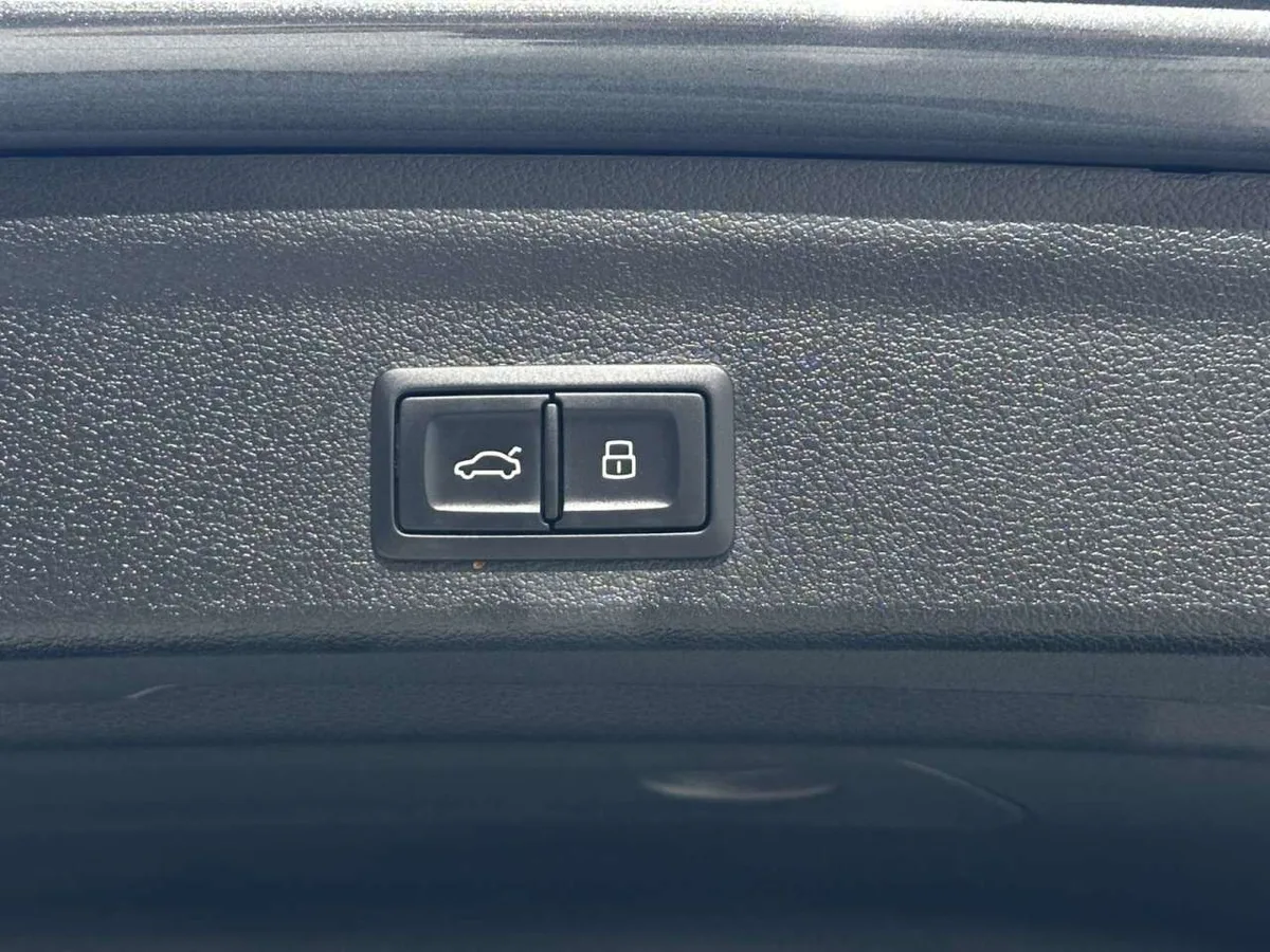 Audi Q3 2022 года, снимок 18