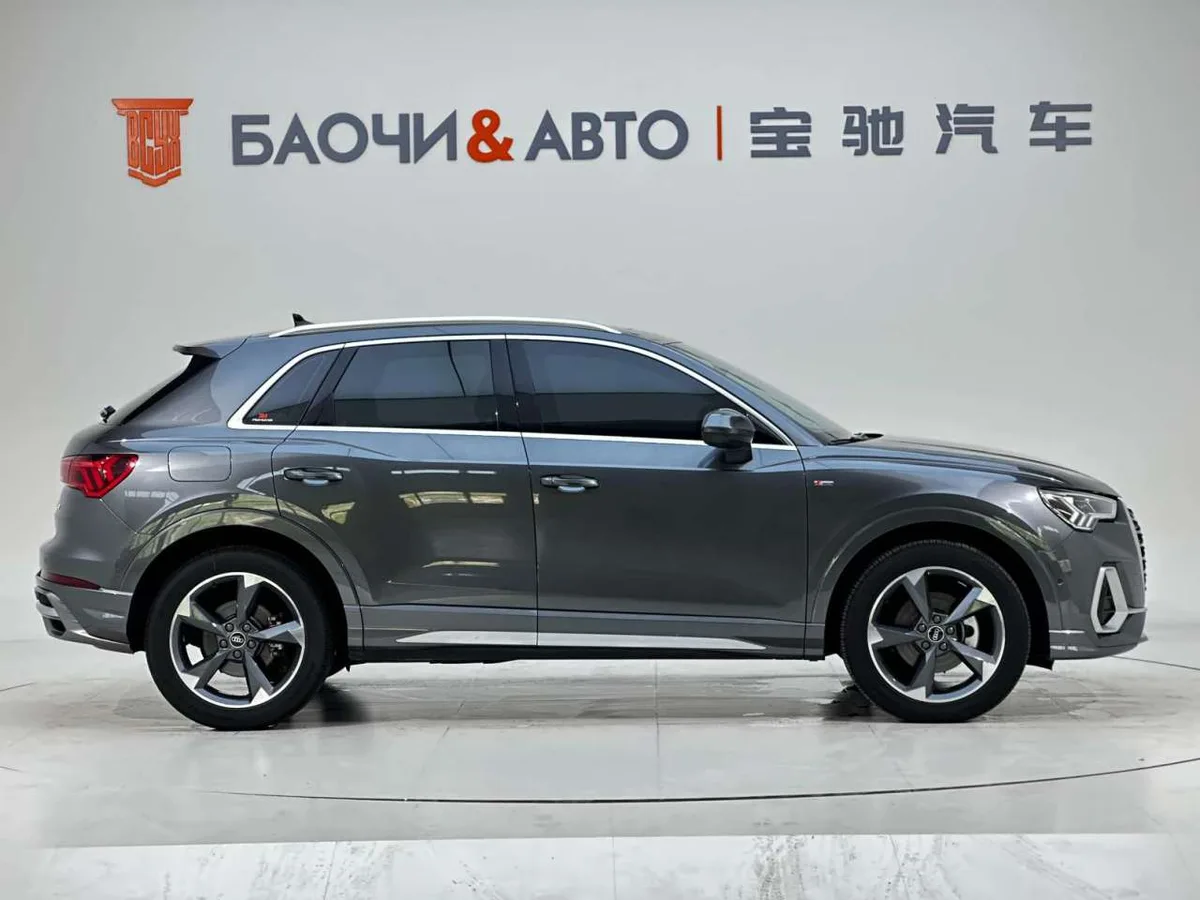 Audi Q3 2022 года, снимок 6