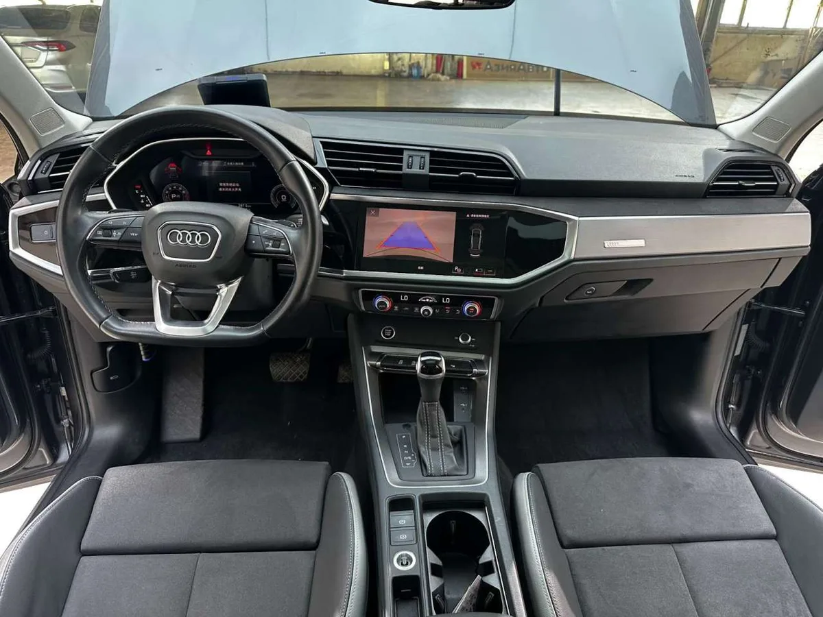 Audi Q3 2022 года, снимок 9