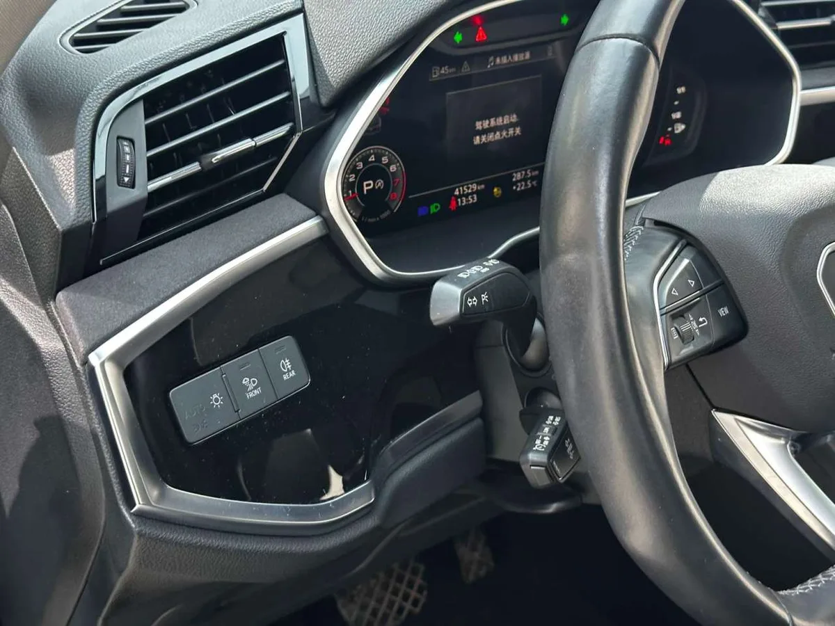 Audi Q3 2022 года, снимок 15