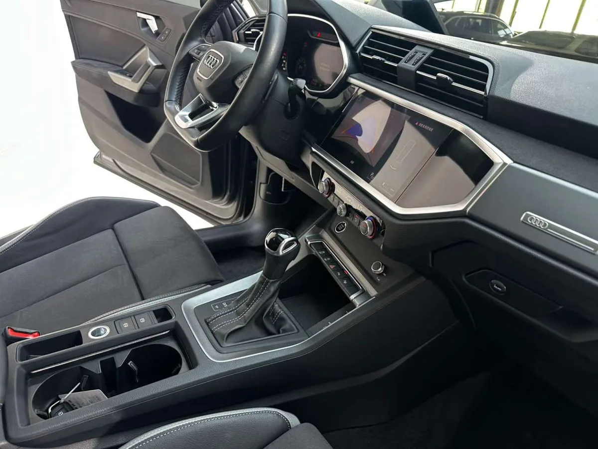 Audi Q3 2022 года, снимок 17