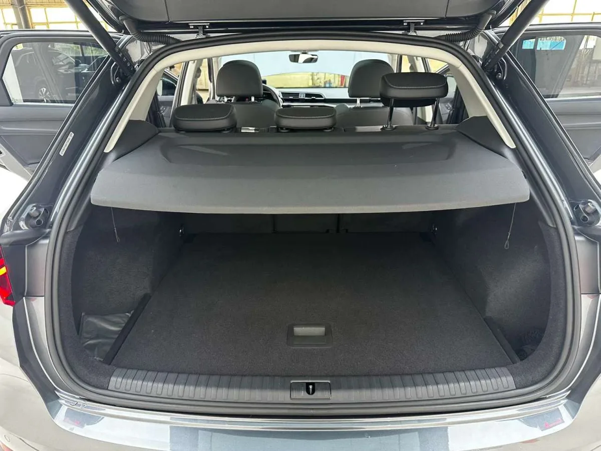 Audi Q3 2022 года, снимок 22