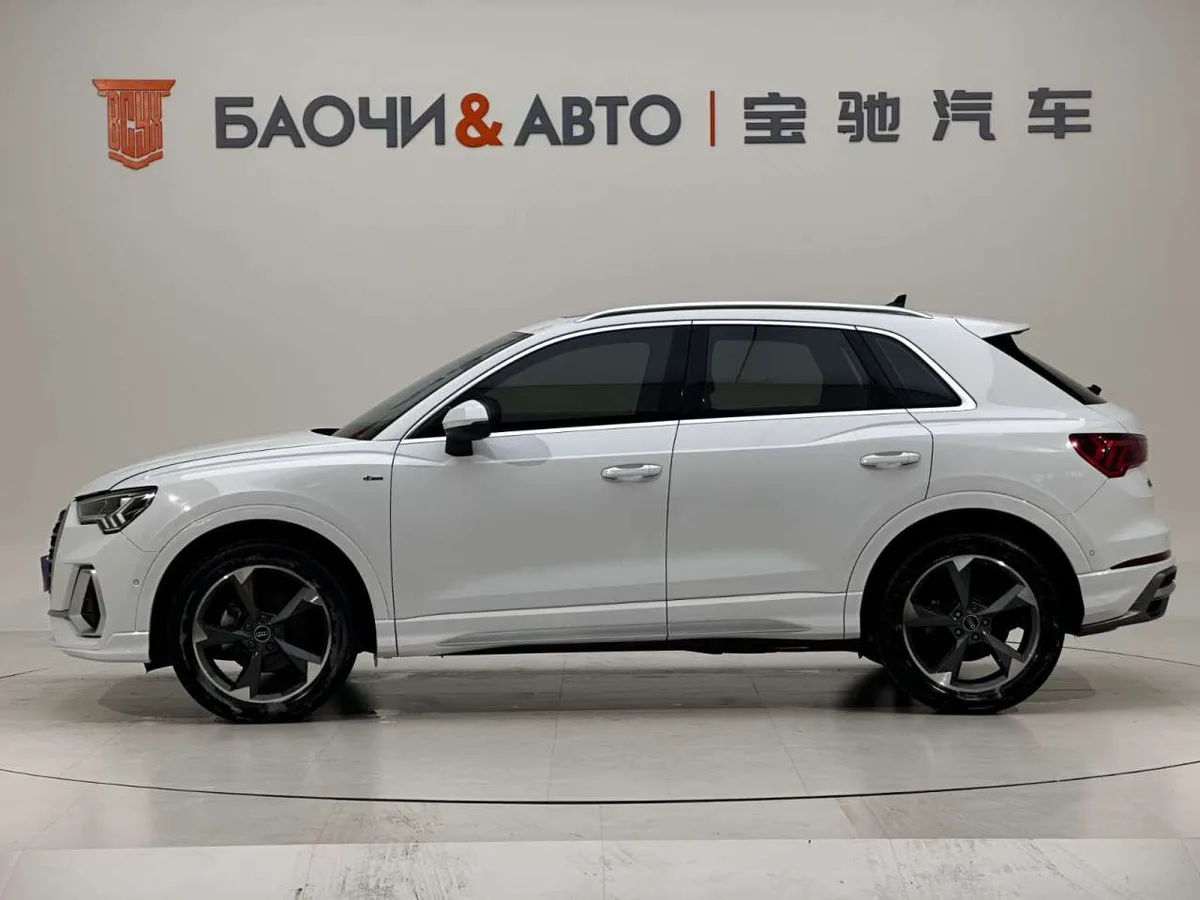 Audi Q3 2022 года, снимок 4