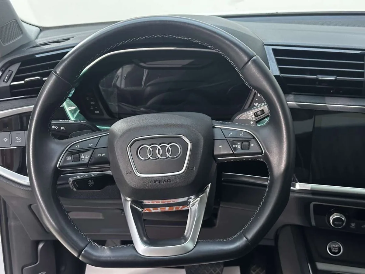 Audi Q3 2022 года, снимок 8