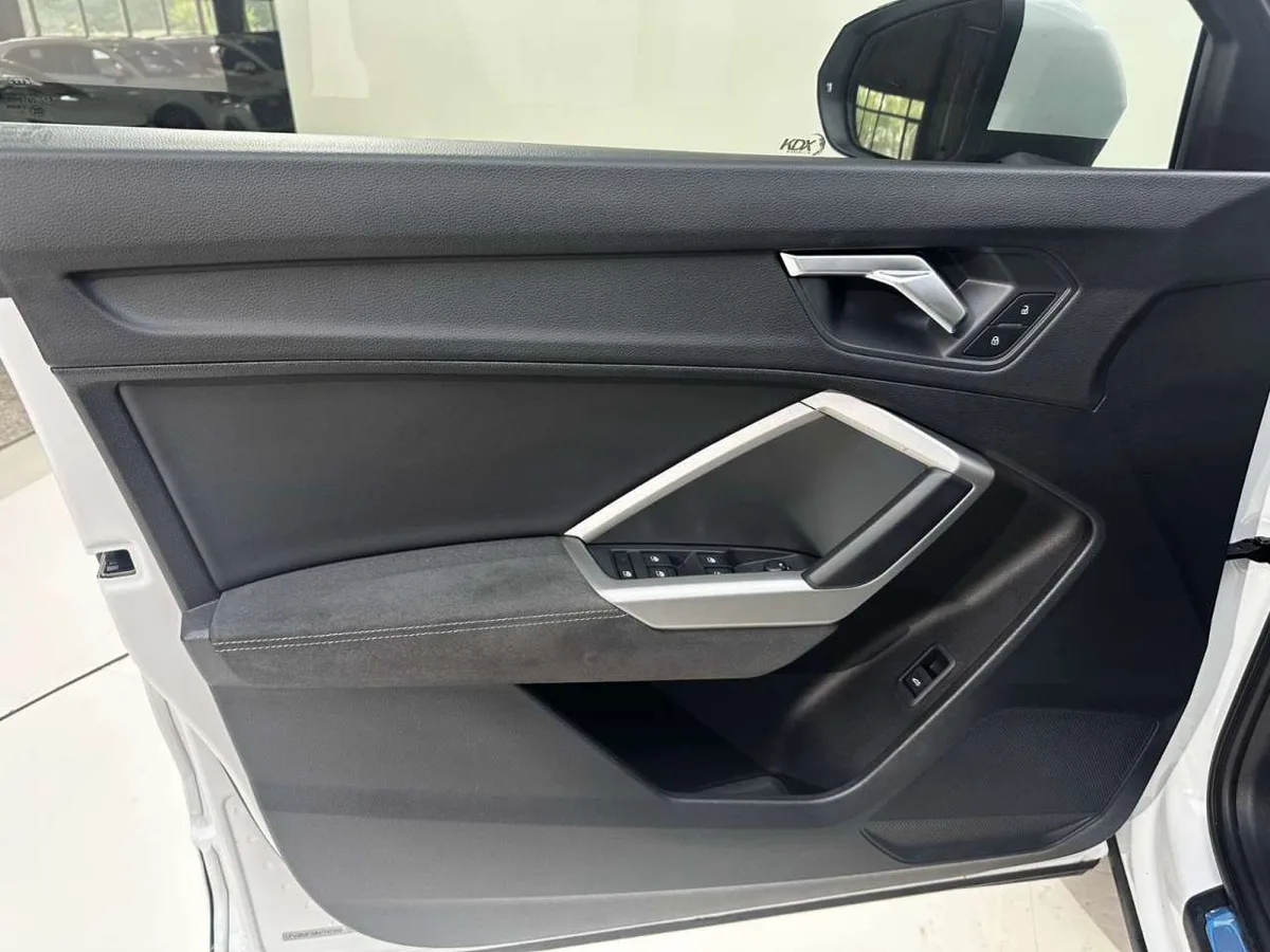 Audi Q3 2022 года, снимок 12