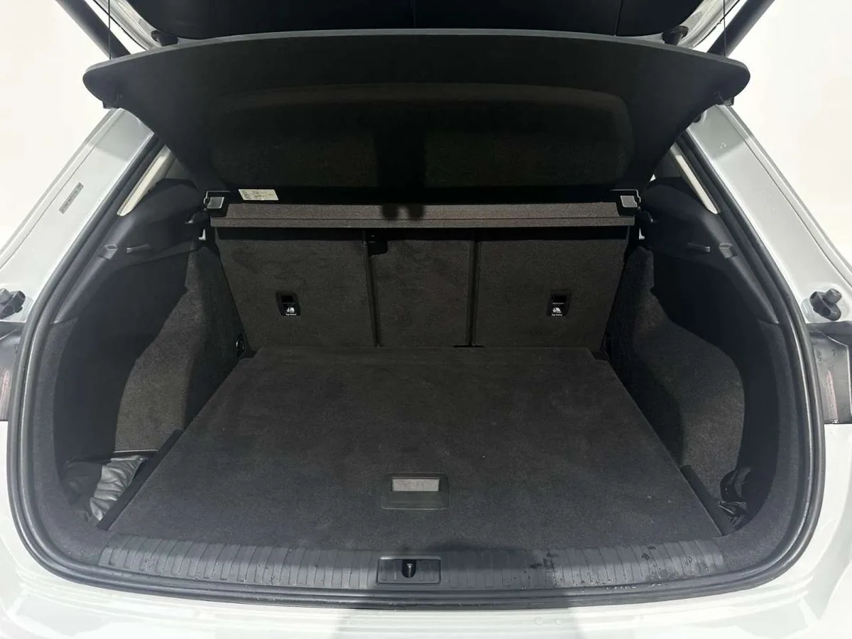 Audi Q3 2022 года, снимок 29