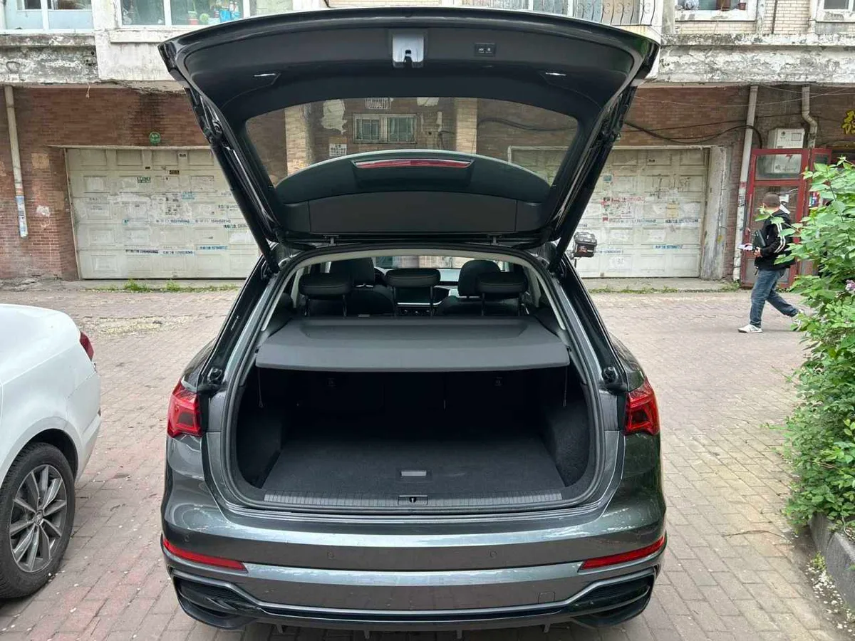 Audi Q3 2023 года, снимок 6