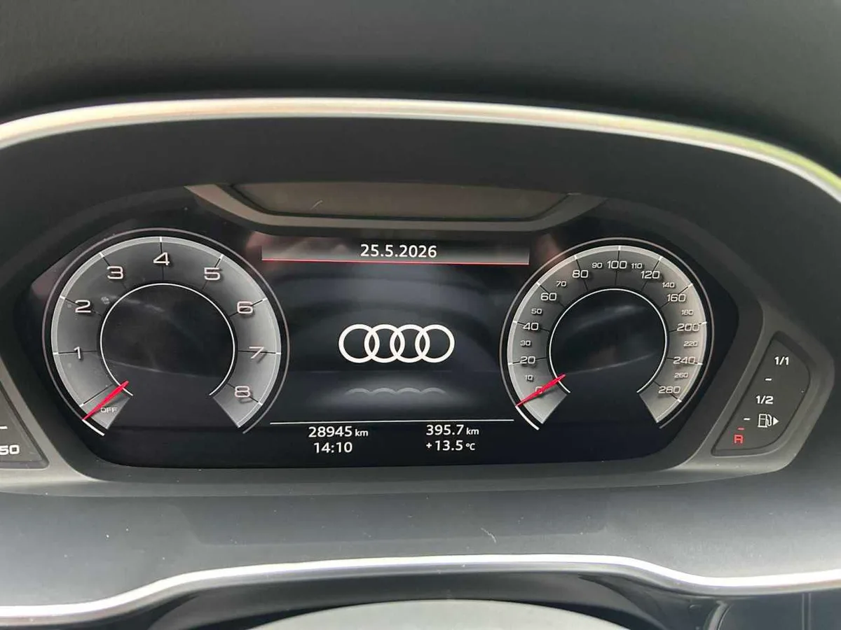 Audi Q3 2023 года, снимок 8