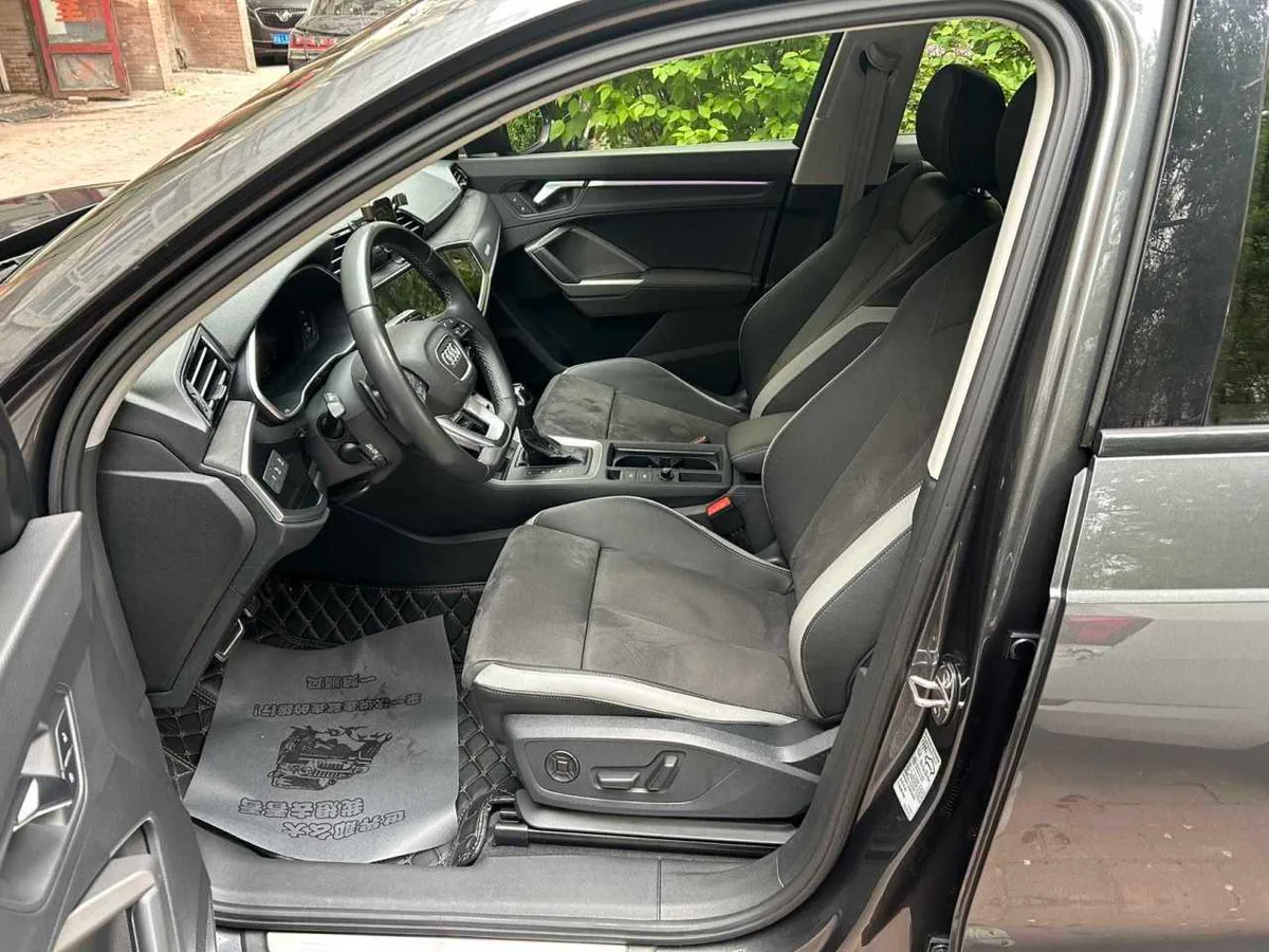 Audi Q3 2023 года, снимок 16