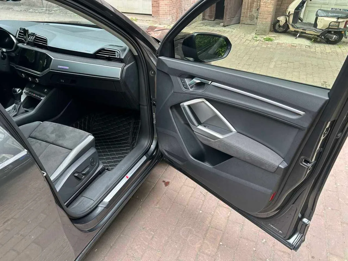 Audi Q3 2023 года, снимок 19