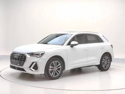 Audi Q3 2023 года
