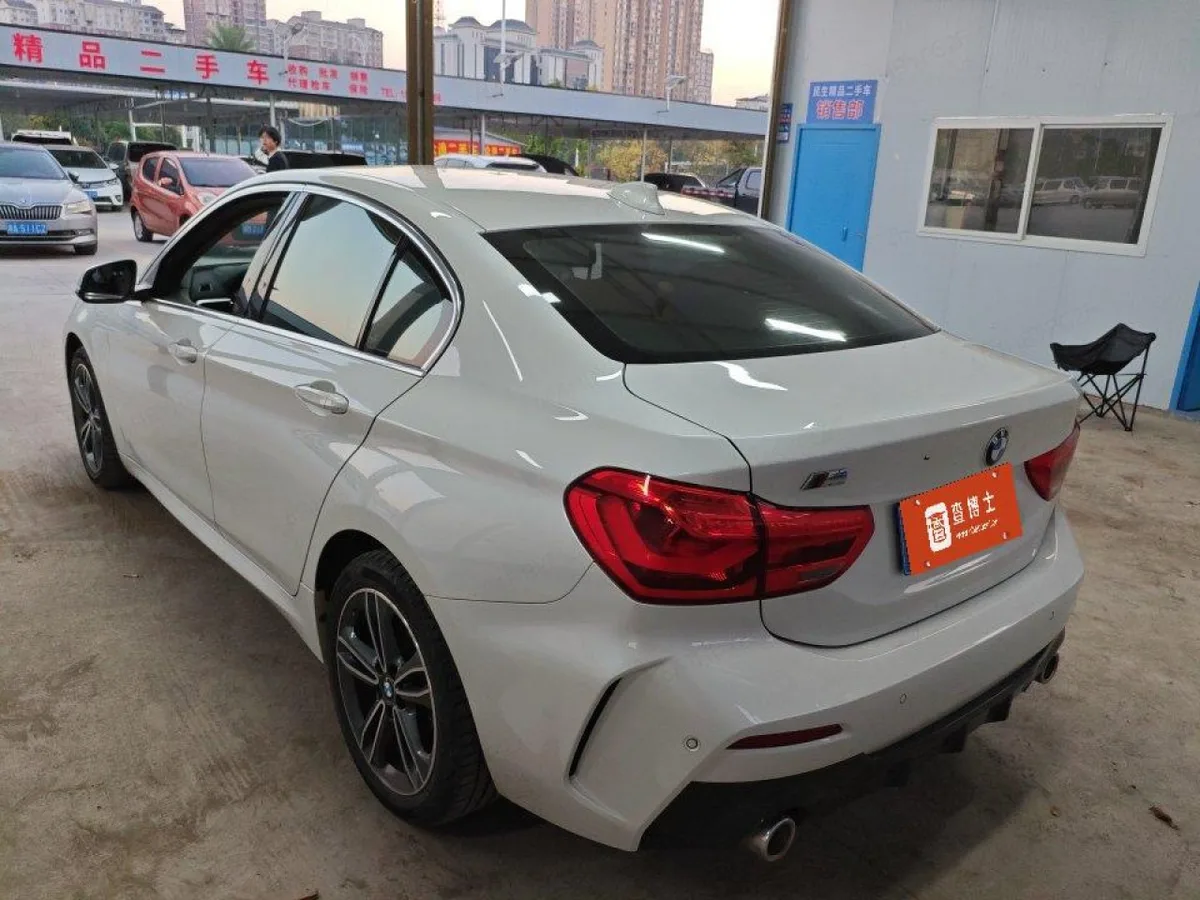 BMW 1 серии 2022 года, снимок 4