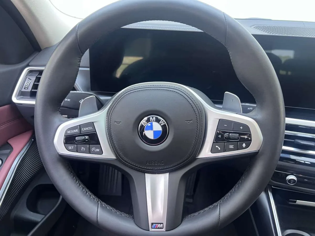 BMW 3 серии 2023 года, снимок 8