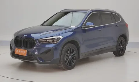 BMW X1 2021 года