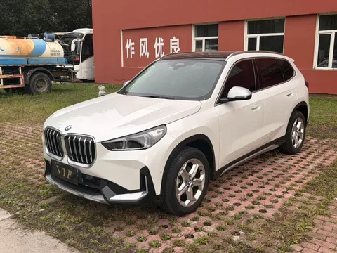 BMW X1 2023 года