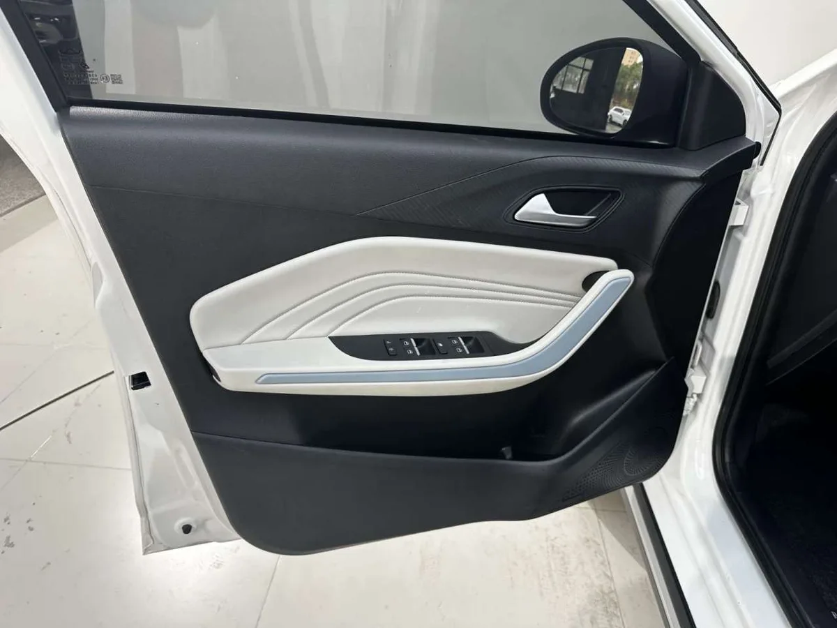 Chery Tiggo 3x 2022 года, снимок 28