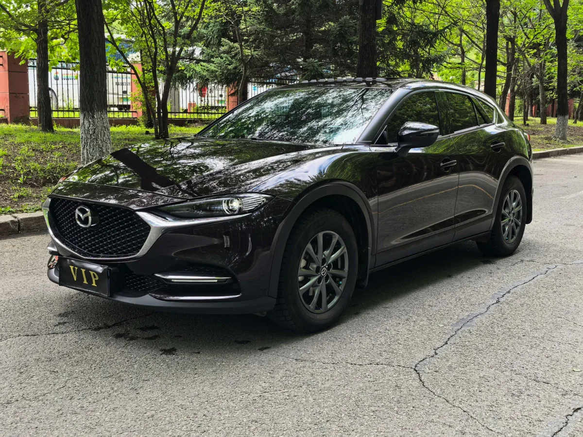 Mazda CX-4 2023 года