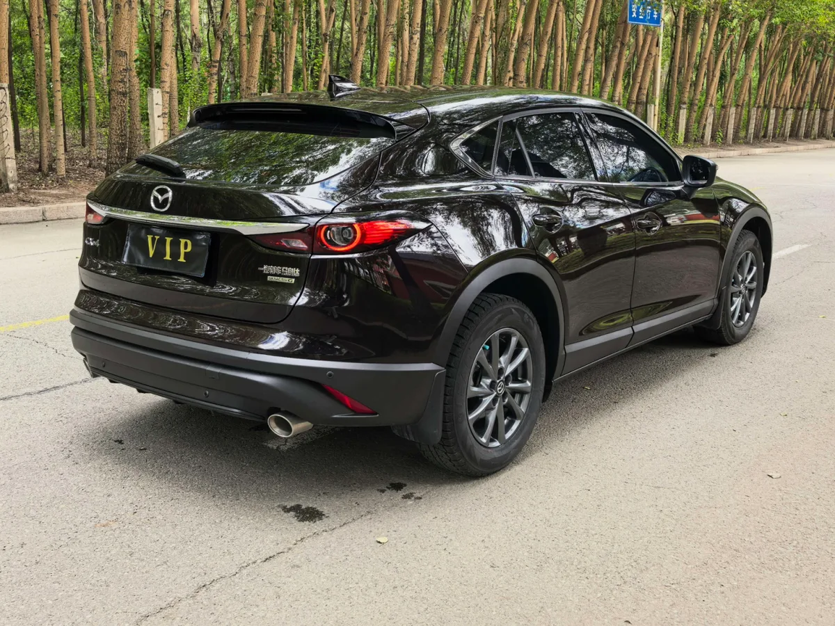 Mazda CX-4 2023 года, снимок 4