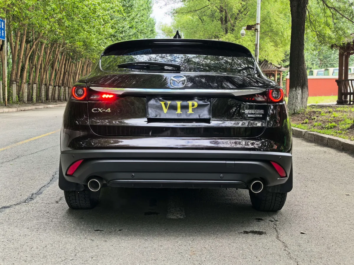 Mazda CX-4 2023 года, снимок 5