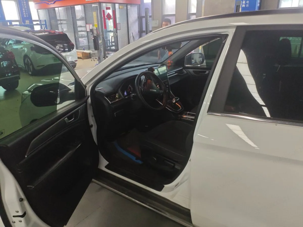 Haval M6 2022 года, снимок 6
