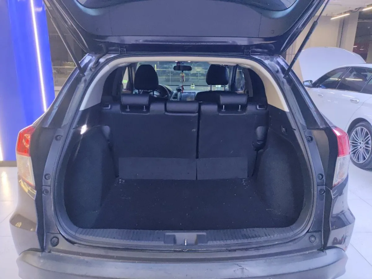 Honda Vezel 2021 года, снимок 9