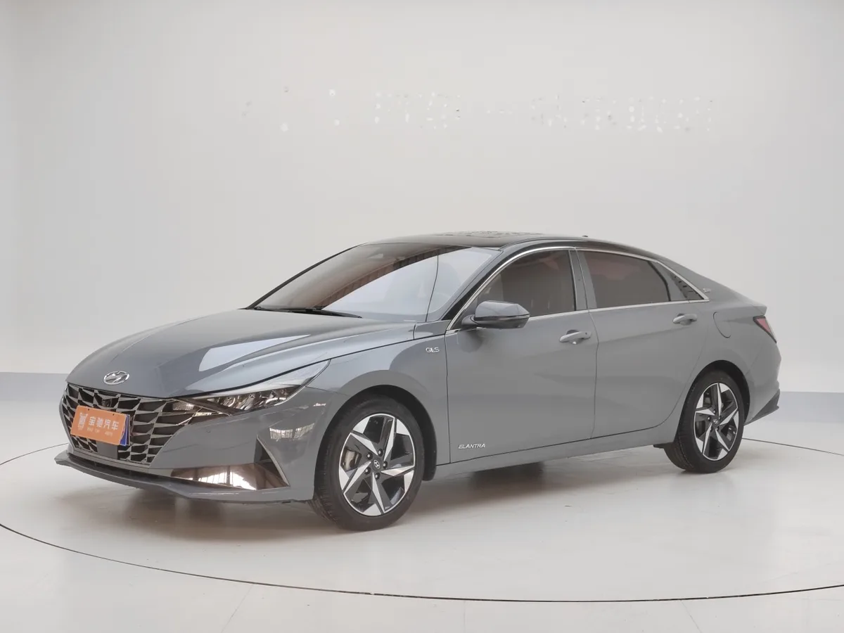Hyundai Elantra 2020 года