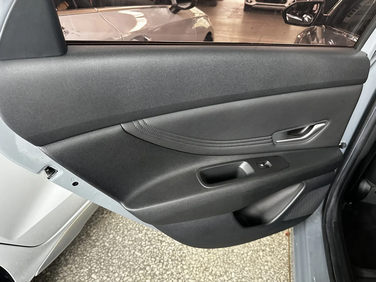 Hyundai Elantra 2020 года, снимок 18