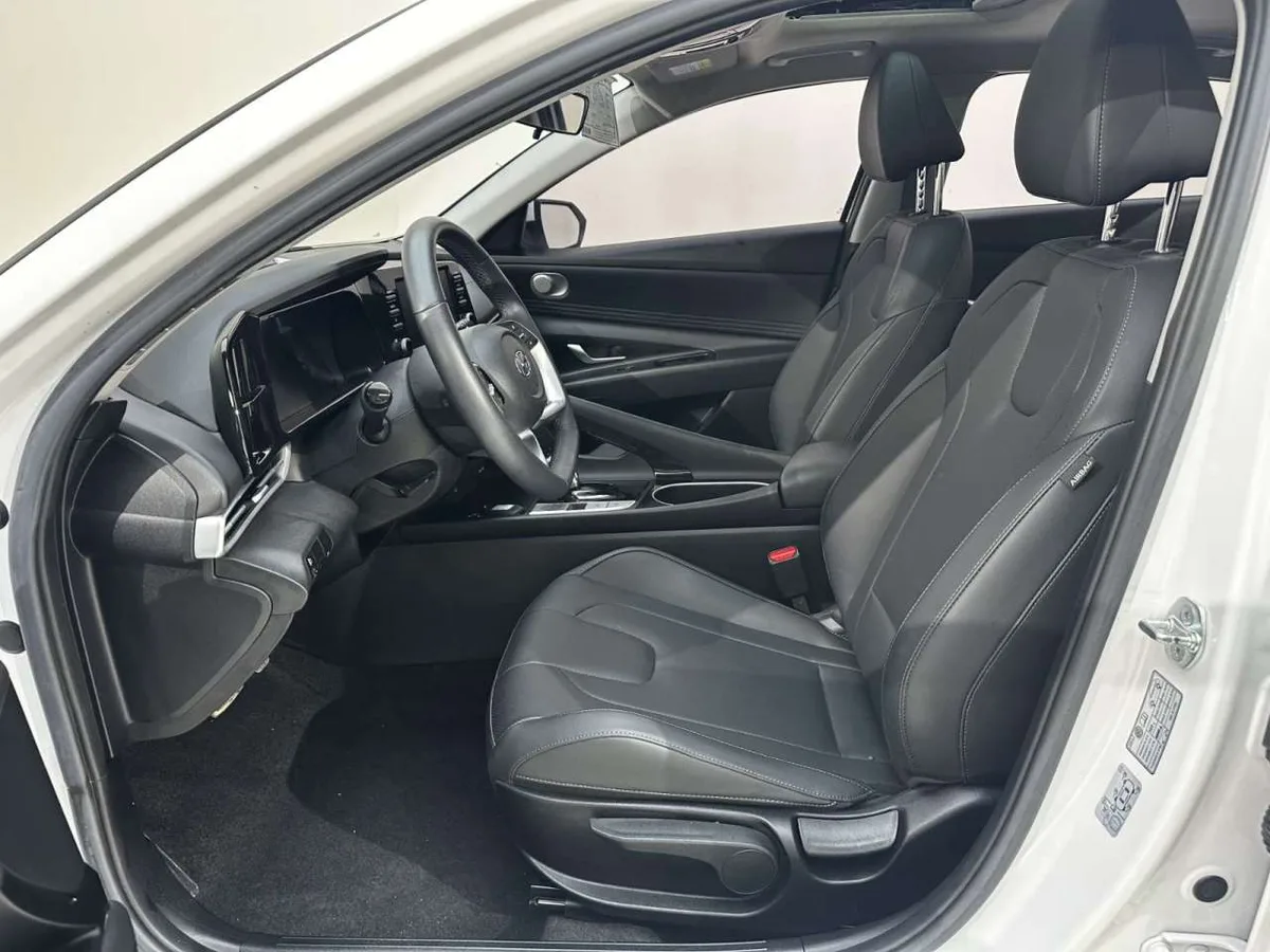 Hyundai Elantra 2022 года, снимок 8
