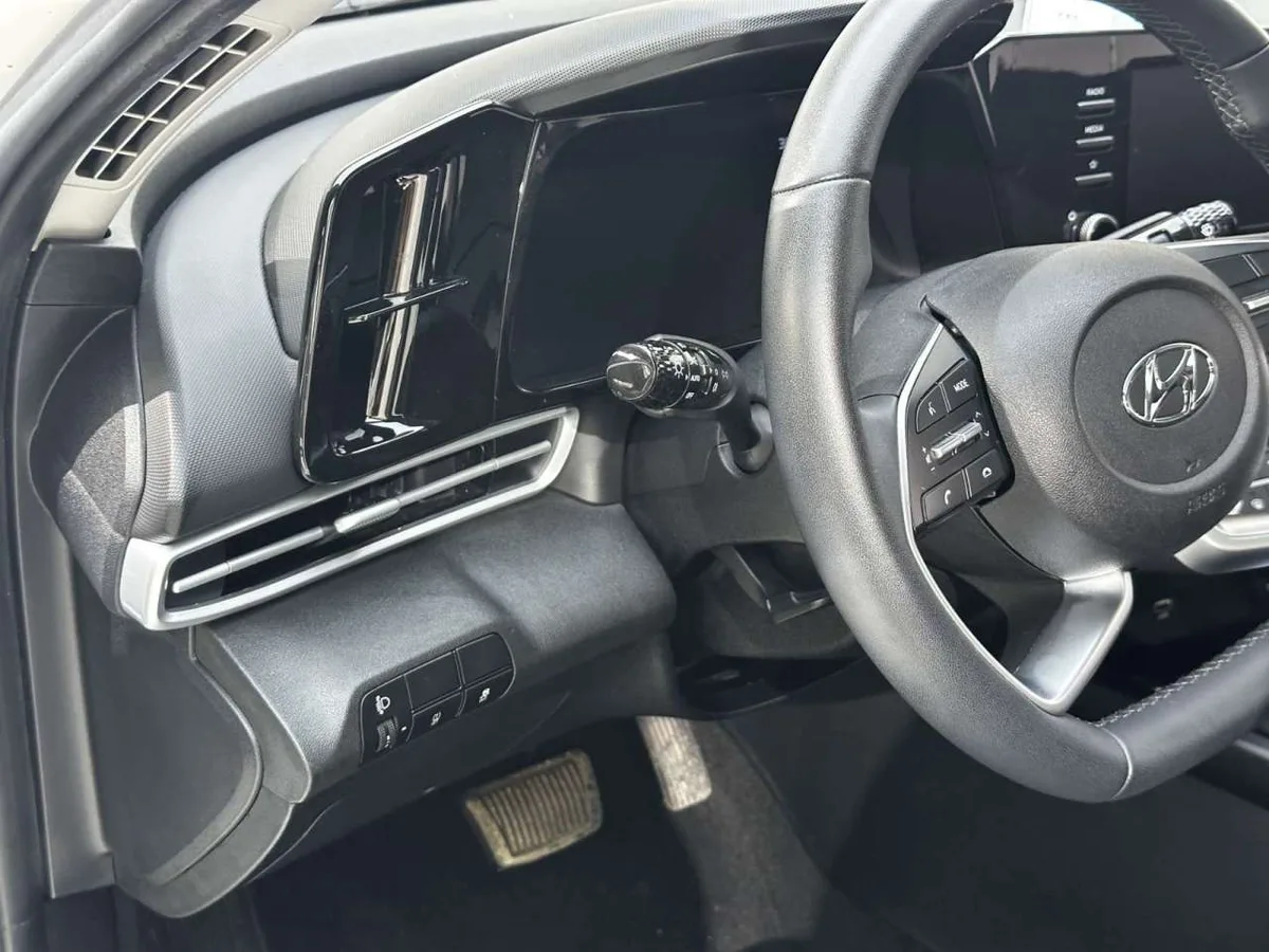 Hyundai Elantra 2022 года, снимок 14