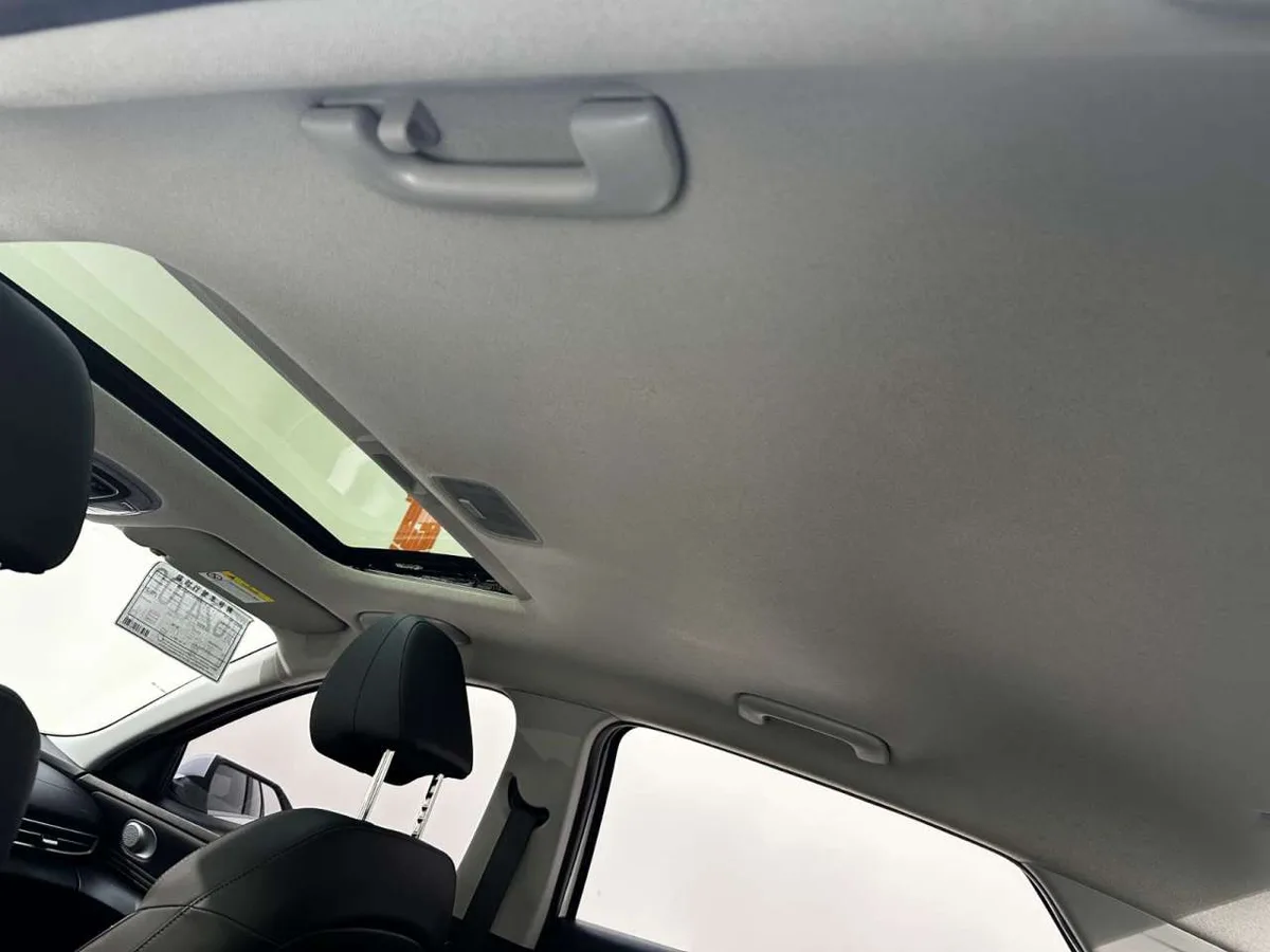 Hyundai Elantra 2022 года, снимок 29