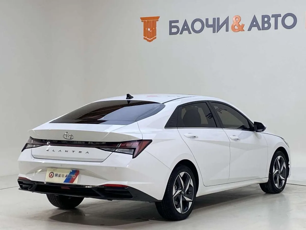 Hyundai Elantra 2022 года, снимок 3