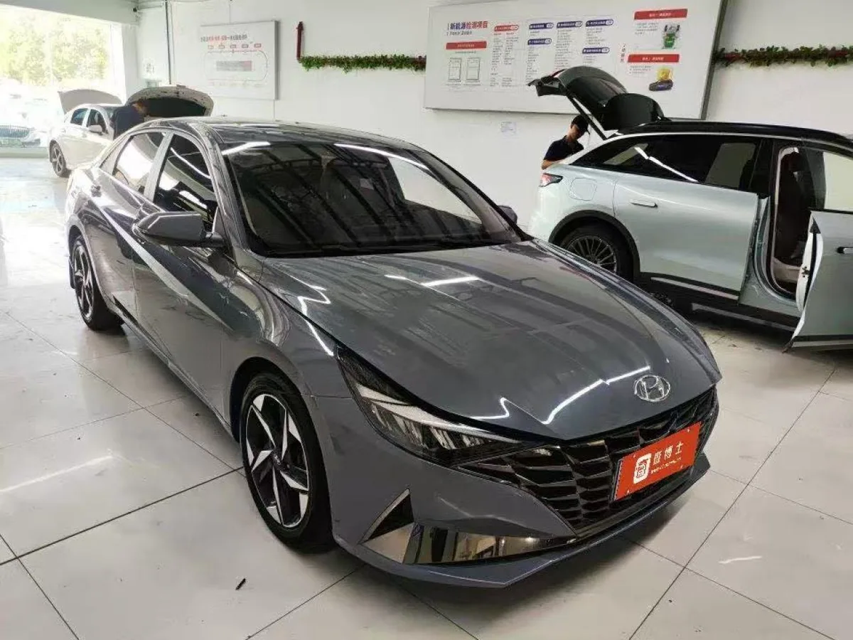 Hyundai Elantra 2022 года, снимок 2