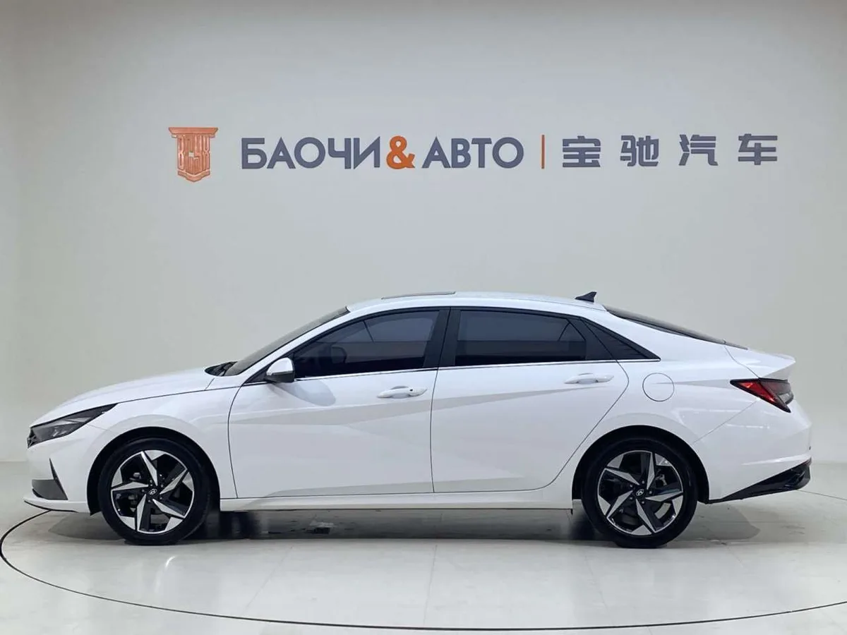 Hyundai Elantra 2023 года, снимок 4