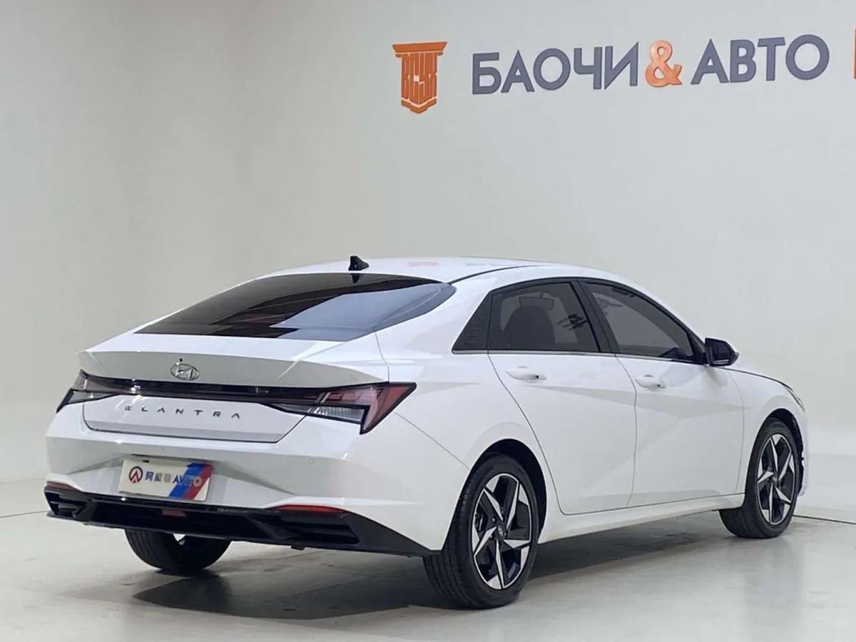 Hyundai Elantra 2023 года, снимок 5