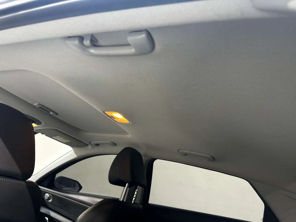 Hyundai Elantra 2023 года, снимок 12