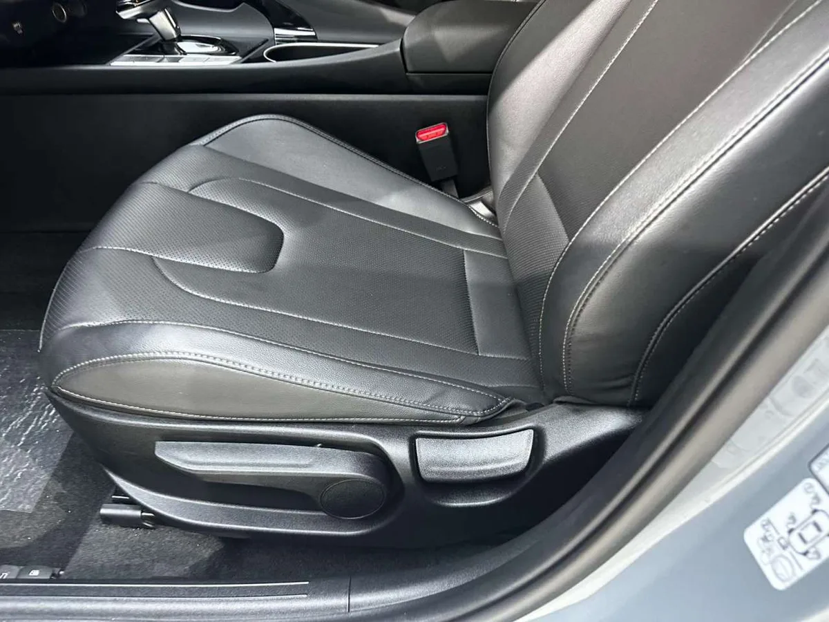Hyundai Elantra 2023 года, снимок 25