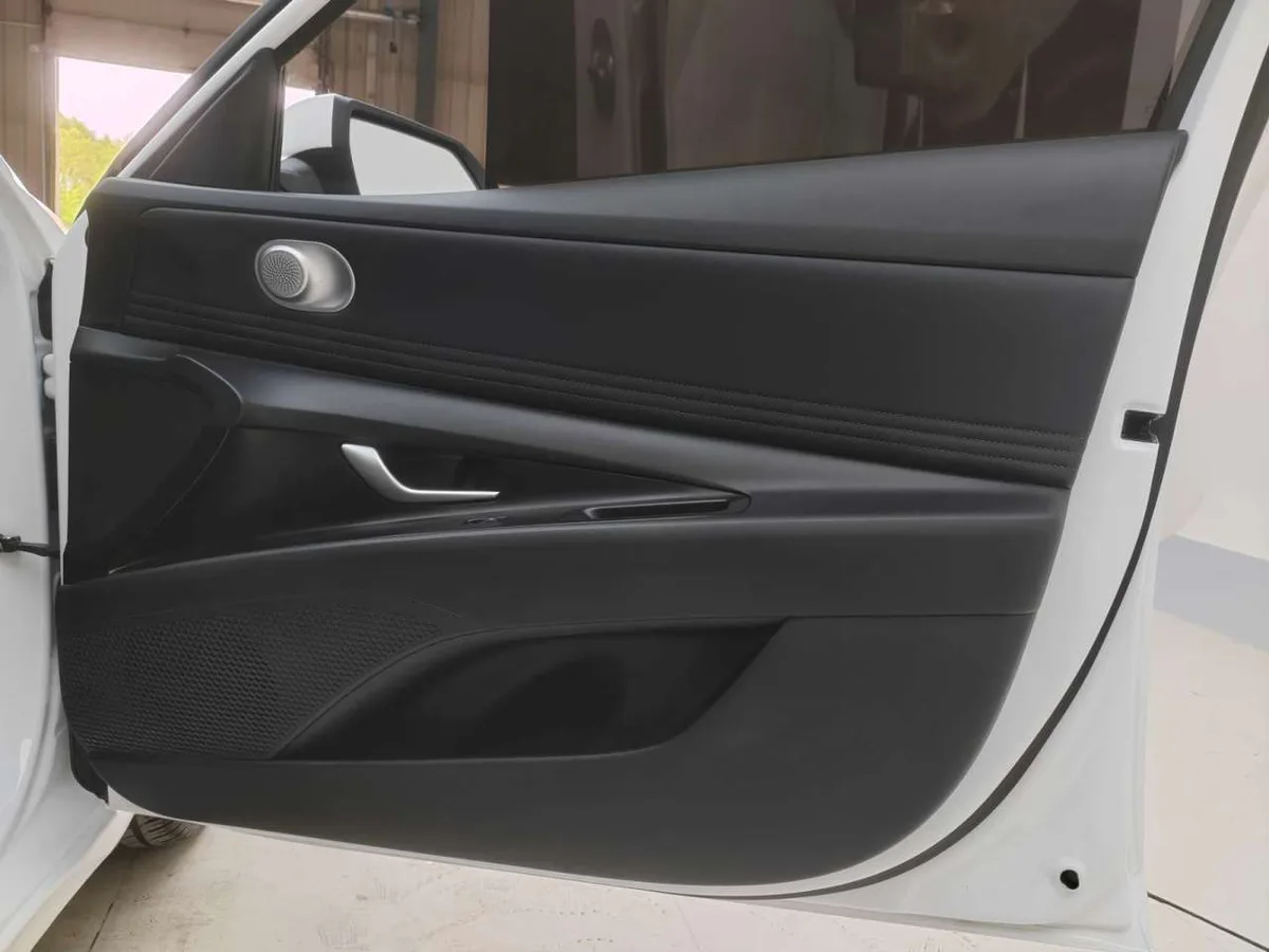 Hyundai Elantra 2023 года, снимок 20
