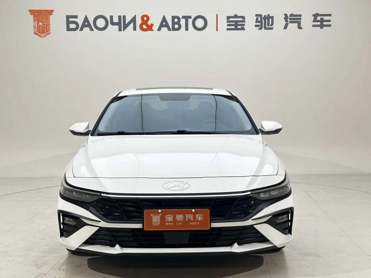 Hyundai Elantra 2023 года, снимок 4