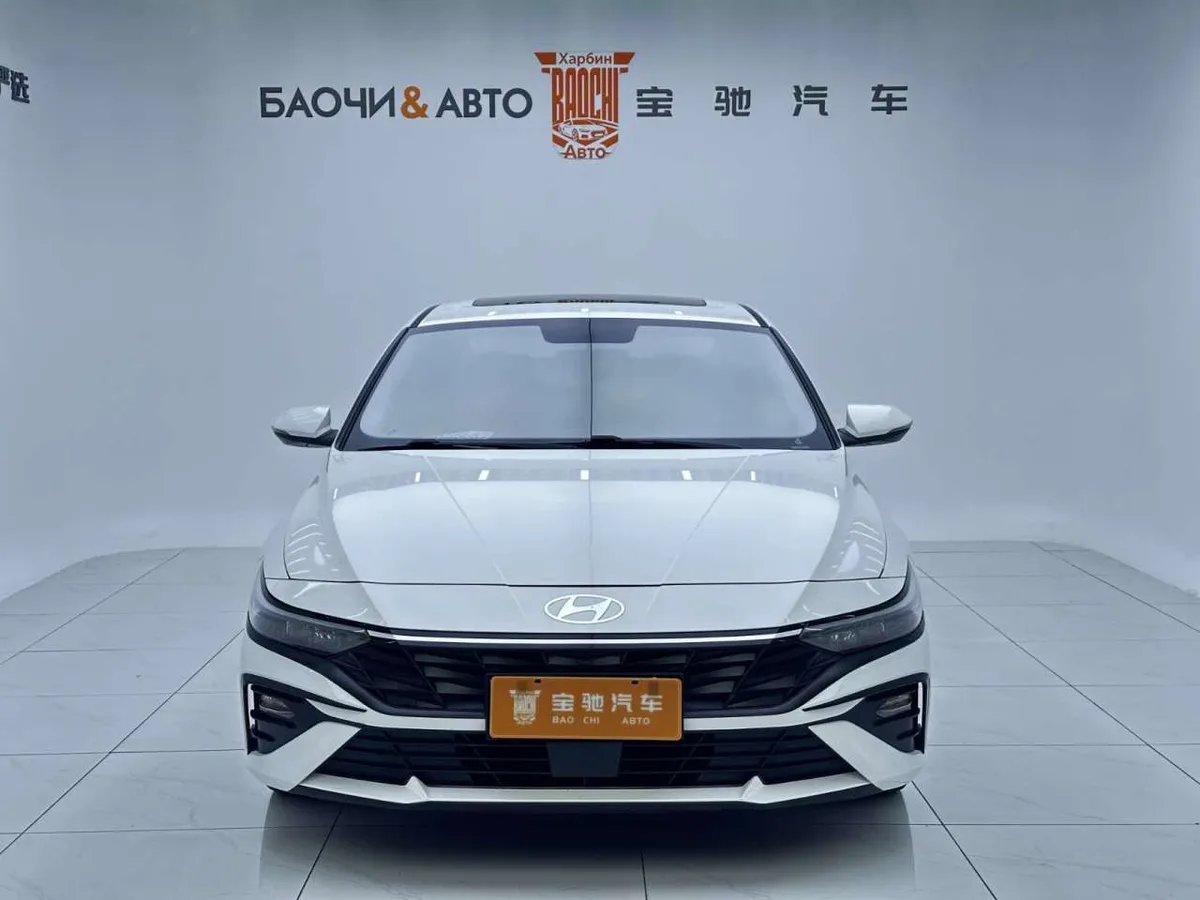 Hyundai Elantra 2023 года, снимок 2