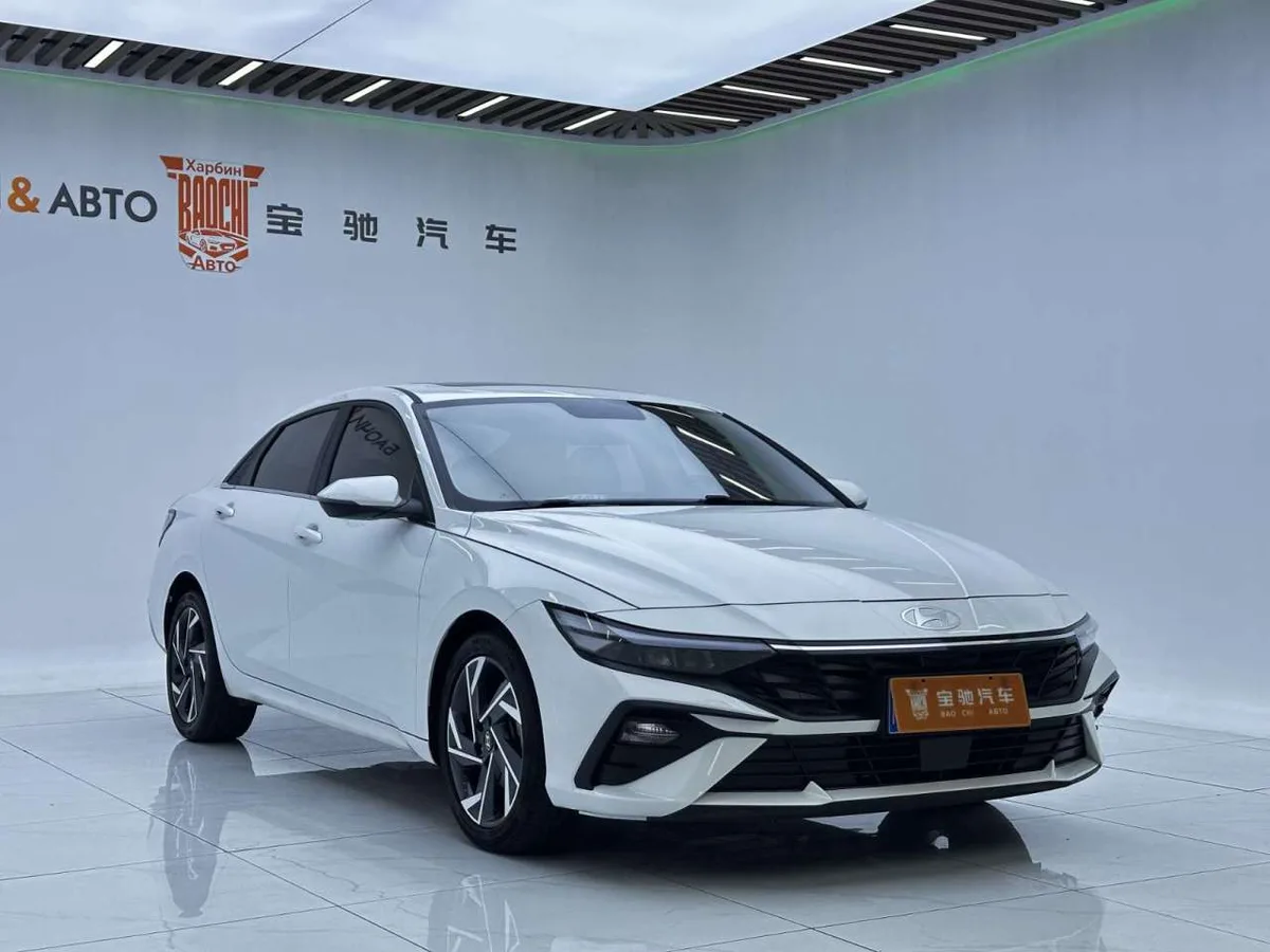 Hyundai Elantra 2023 года, снимок 4